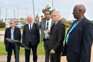 Visite de Jean- Marc Ayrault, Ancien premier ministre, Président de la fondation pour la mémoire de l'esclavage le 18 mai 2024 à Brest.
