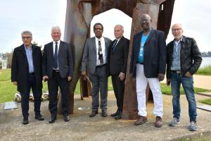 Visite de Jean- Marc Ayrault, Ancien premier ministre, Président de la fondation pour la mémoire de l'esclavage le 18 mai 2024 à Brest.